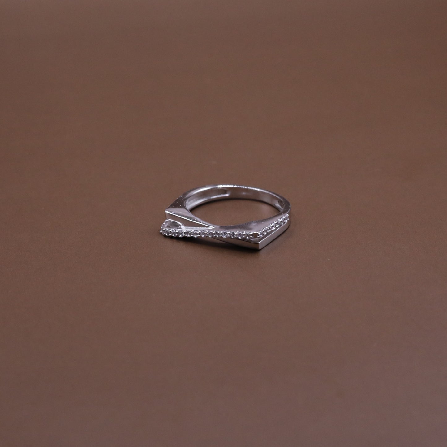 Kivara ring