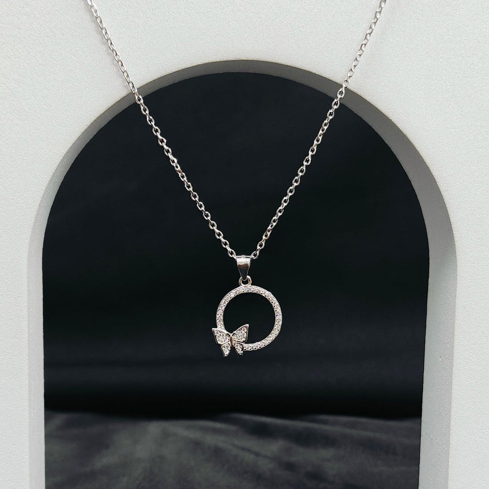 Sparkling Butterfly and Circle Necklace - Kivara jewels