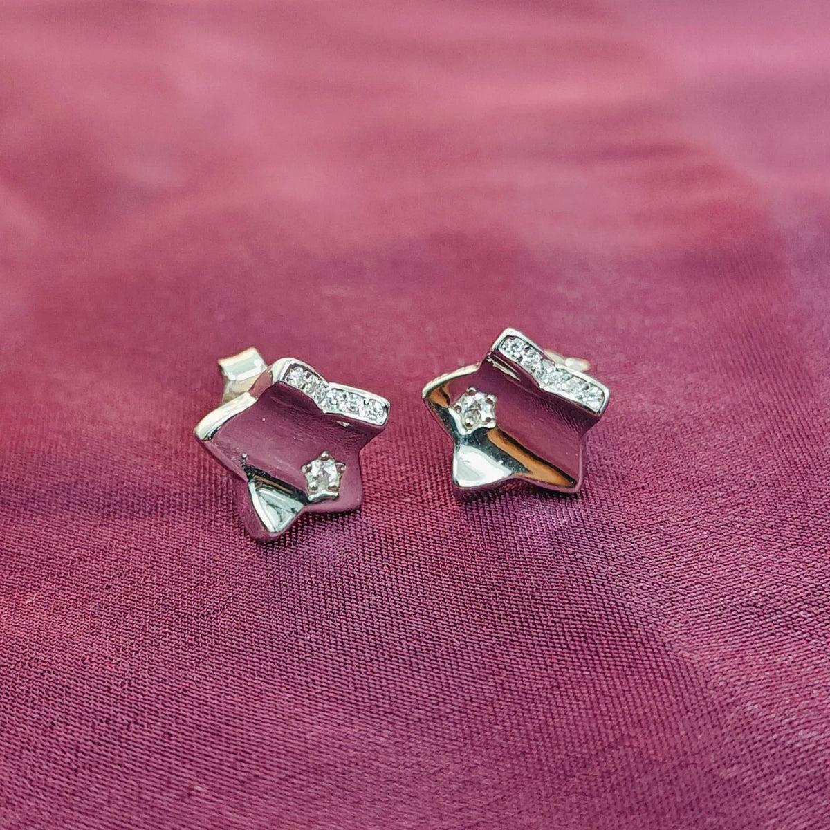 Two - Tone Star Stud Earrings - Kivara jewels