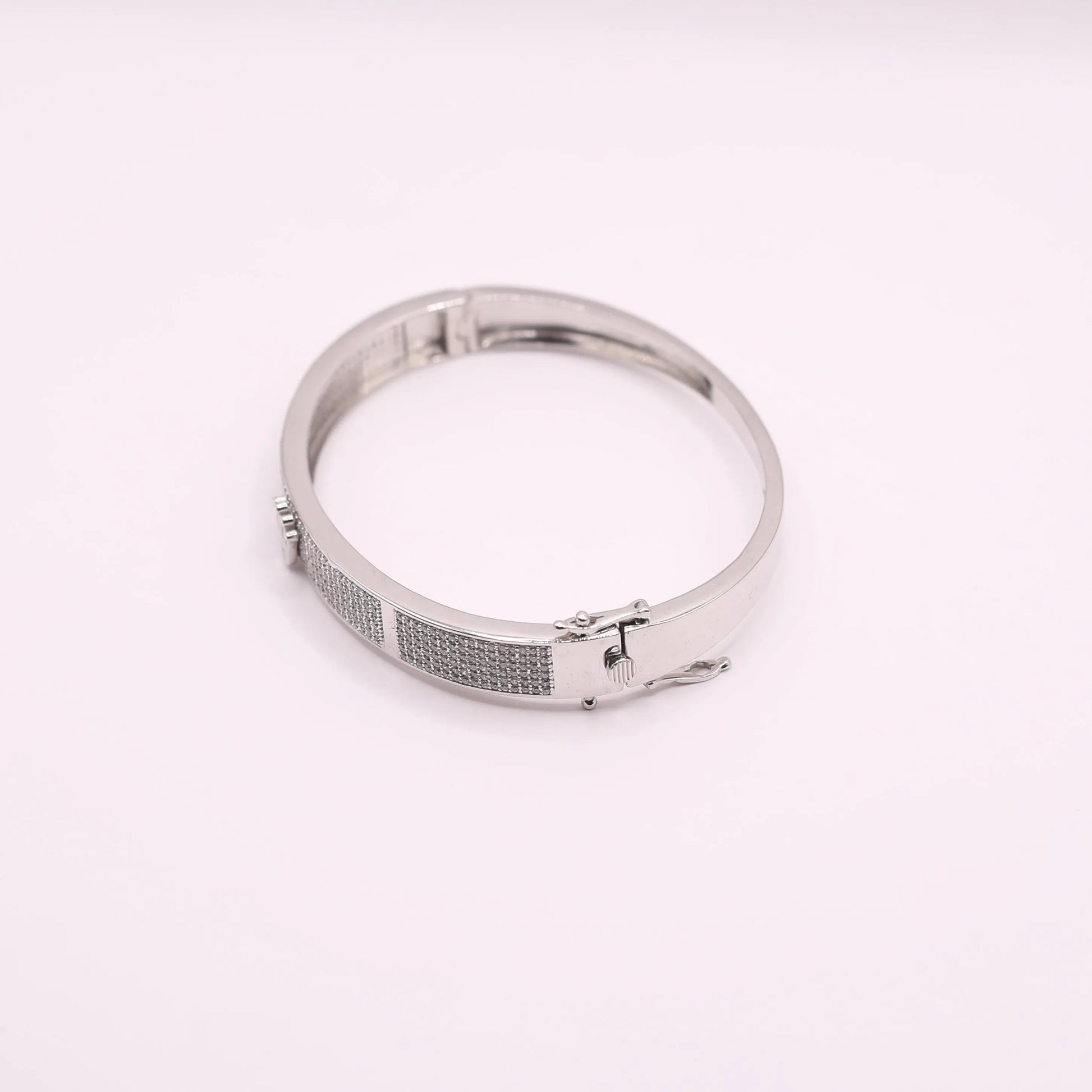 Crown Textured Bracelet - Kivara jewels