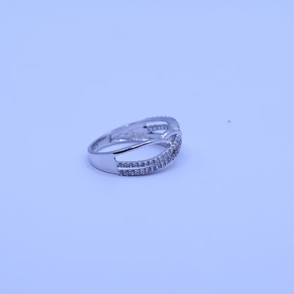 Twisted Crossover Ring