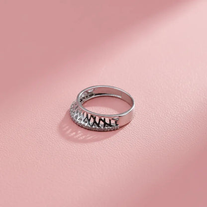 Roman Numeral Ring - Kivara jewels