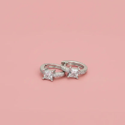 Sparkling Cluster Diamond Studs - Kivara jewels