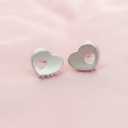 Sparkling Pavé Diamond Heart Stud Earrings - Kivara jewels