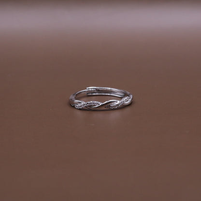 Twist Band Ring