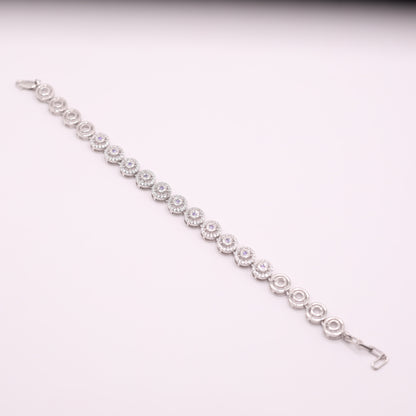 Alternating Link Bracelet